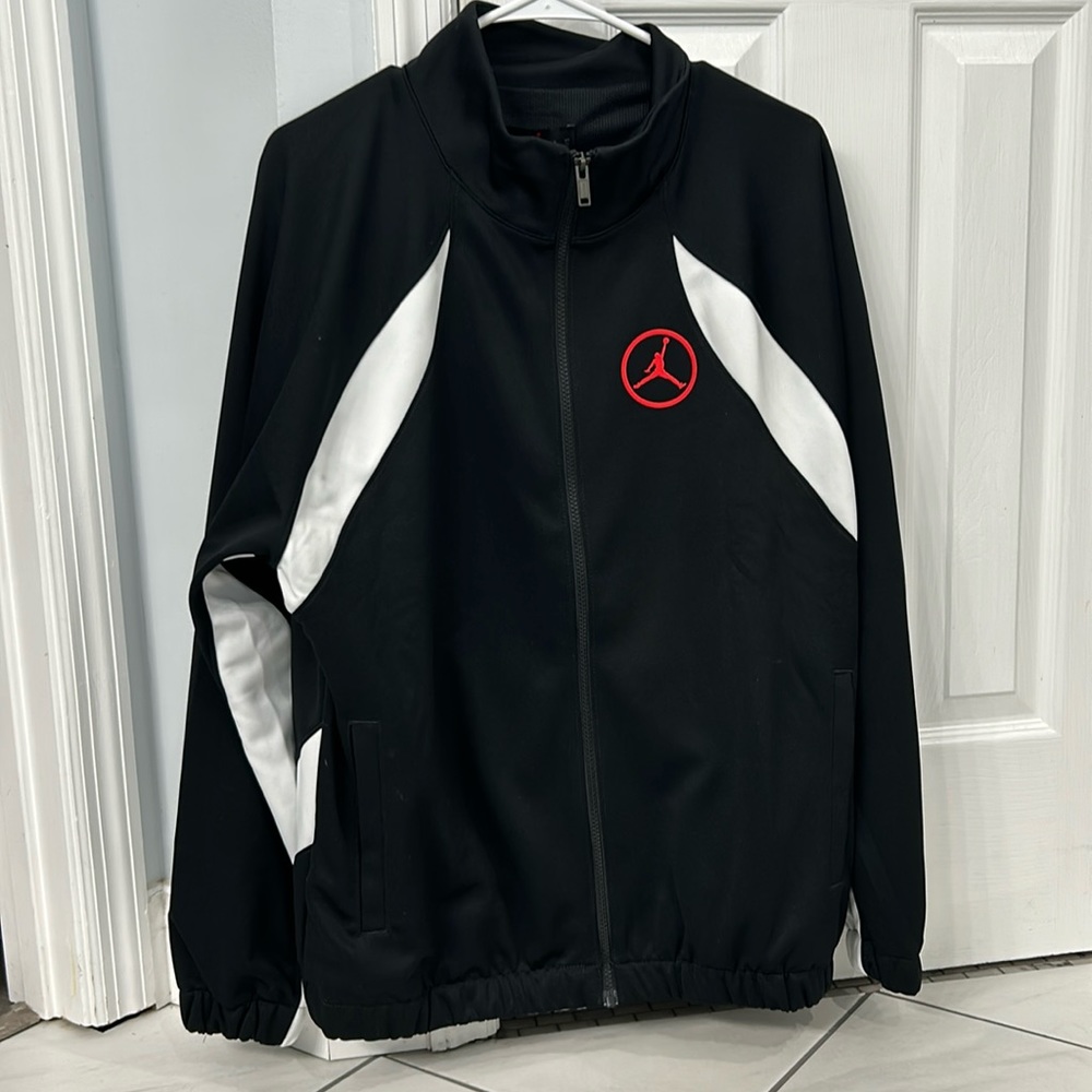 Men's Jordan Jacket sz large color black